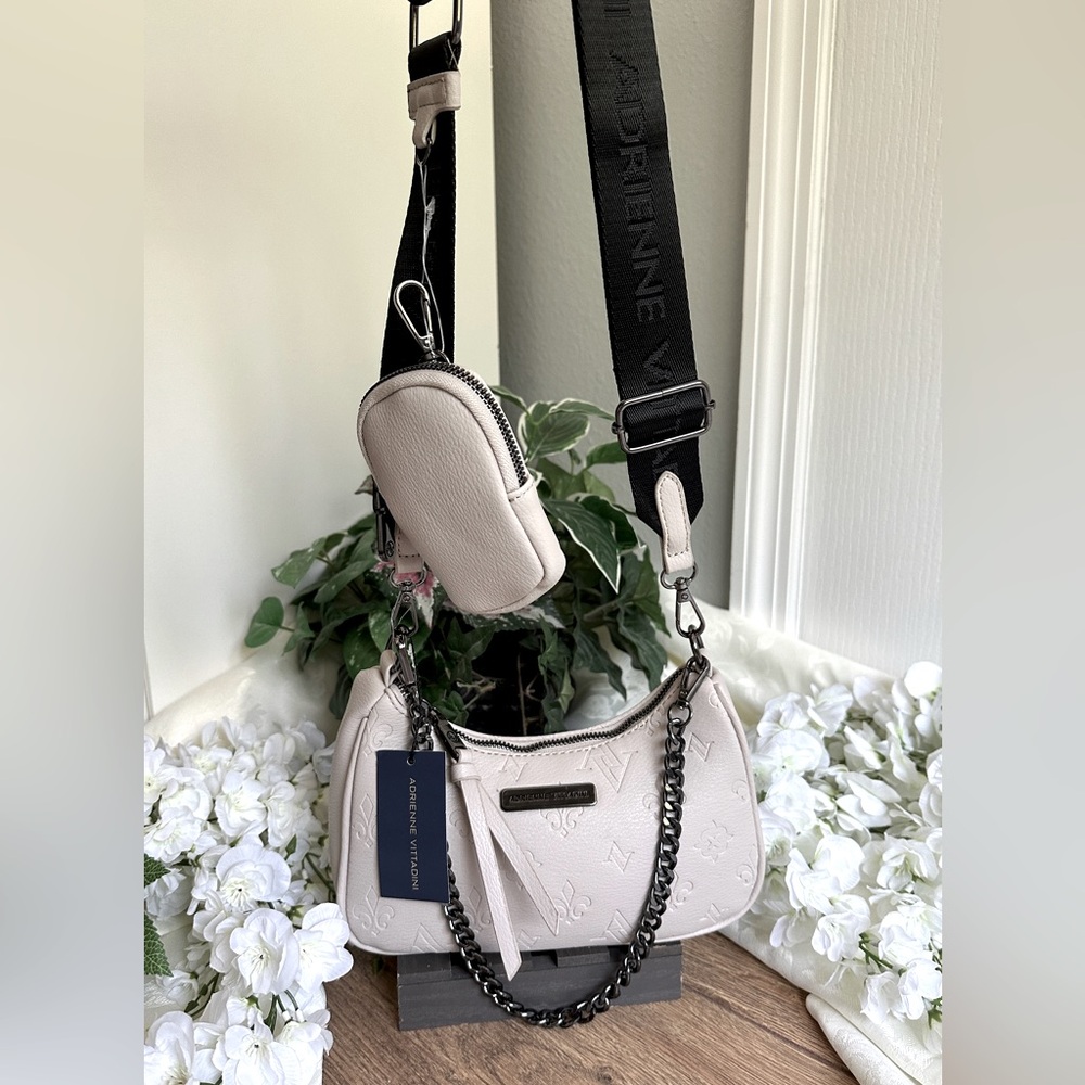 Adrienne Vittadini VL Taupe Downtown Diva Guitar Strap Hobo Crossbody - NWT - Picture 2 of 10